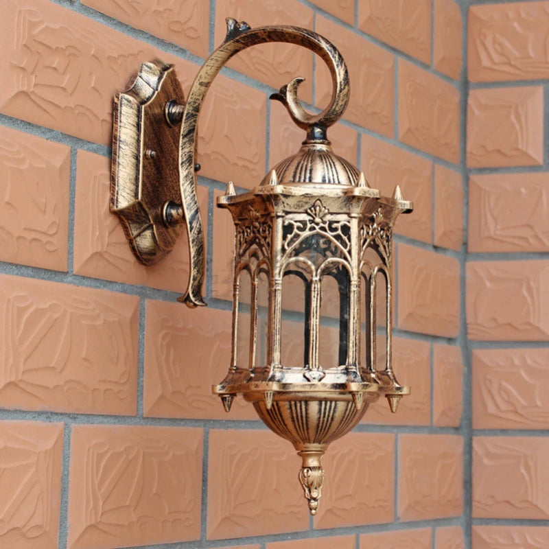 Outdoor Wall Light