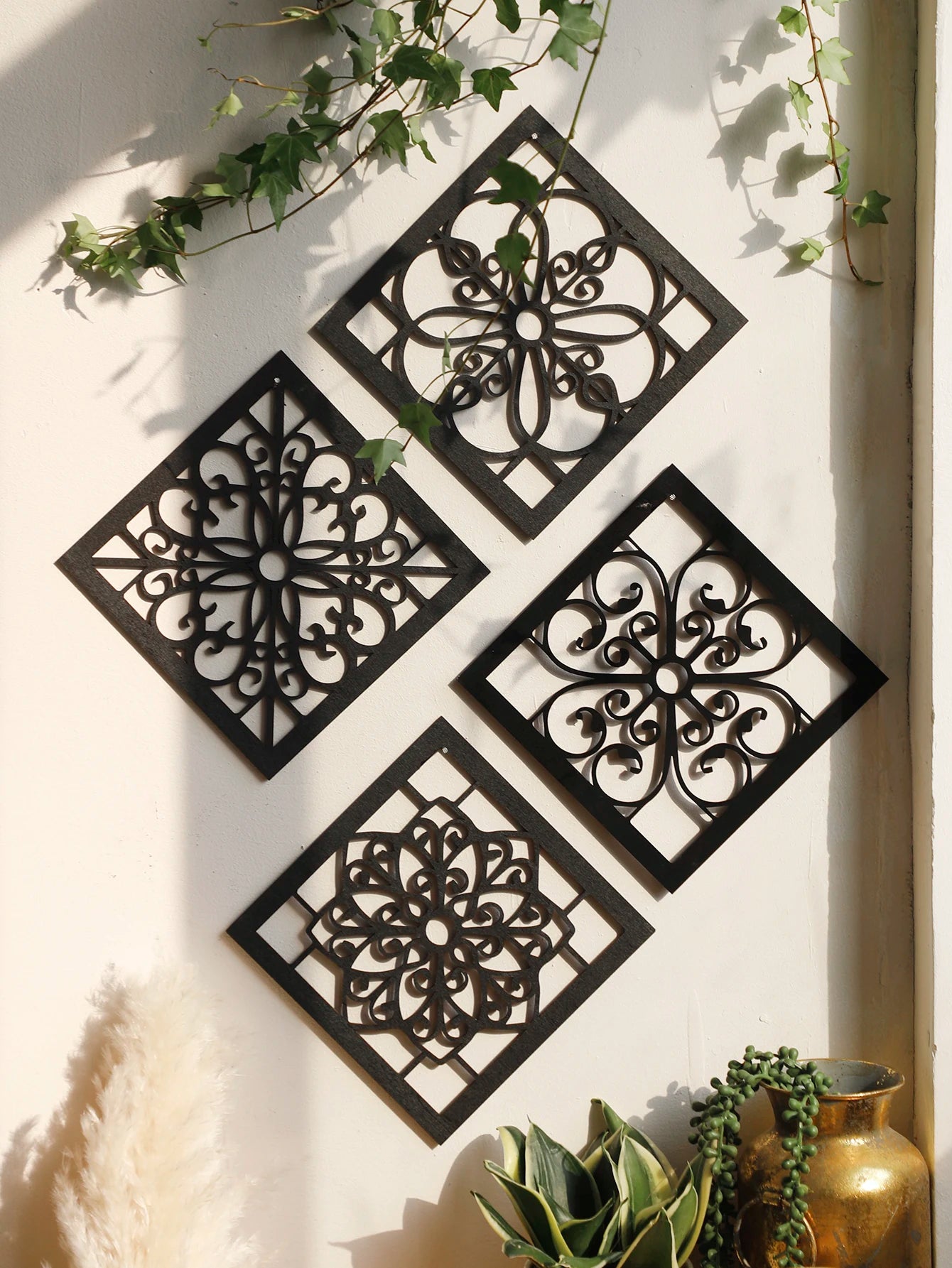 4Pcs Black Wooden Hollow Wall